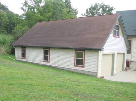 Garage with 2nd floor