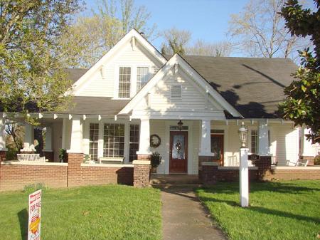 1900 Craftsman Bungalow photo