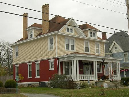 1900 American Foursquare photo