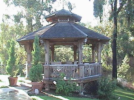 18 foot gazebo