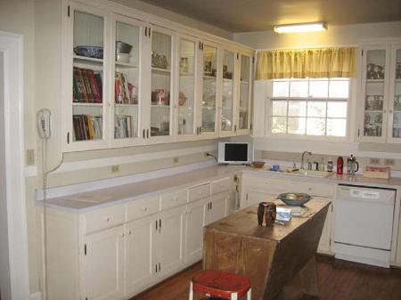 Kitchen 1