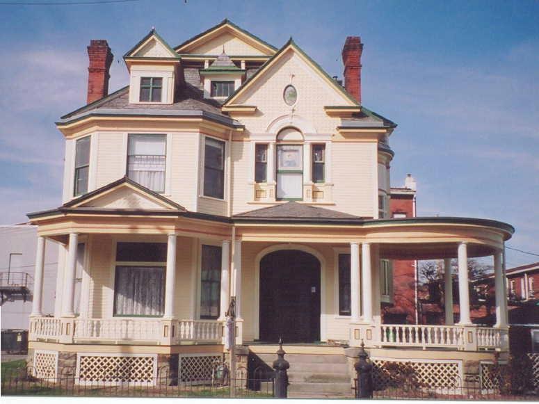 Frank McCoy House - Sistersville Historic District