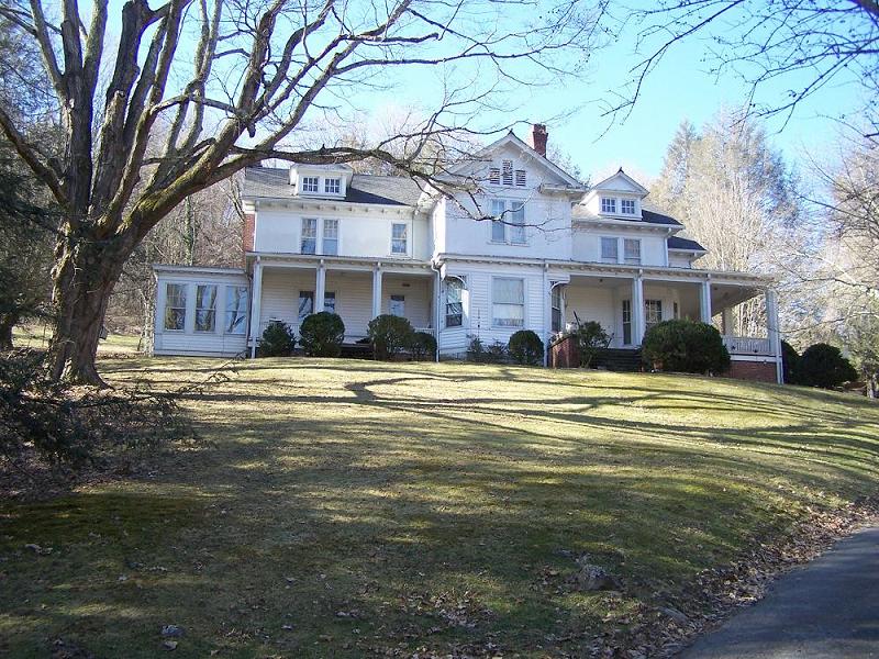 1900 Historic Home in Tazewell, Virginia