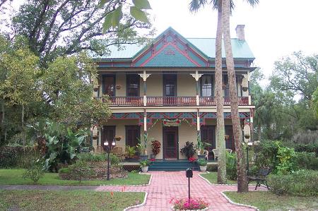 1892 Victorian: Queen Anne photo