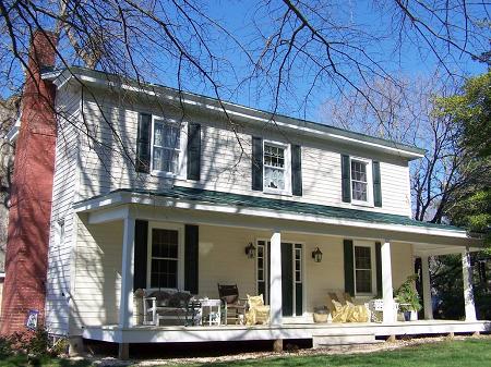 1880 Farmhouse photo