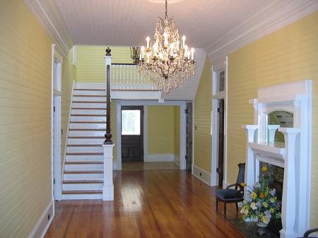 Entry/Foyer