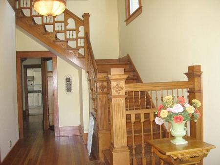 Entry & Stairway
