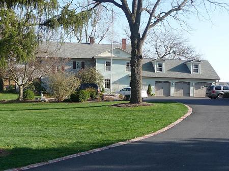 3 Car Attached Garage
