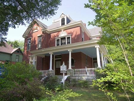 1899 Victorian: Queen Anne photo