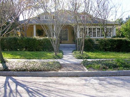 1920 Bungalow photo