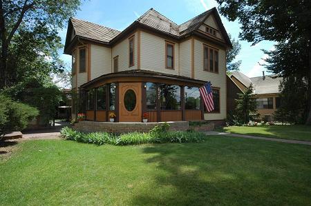 1900 Victorian: Queen Anne photo