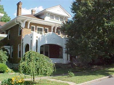 1895 American Foursquare photo