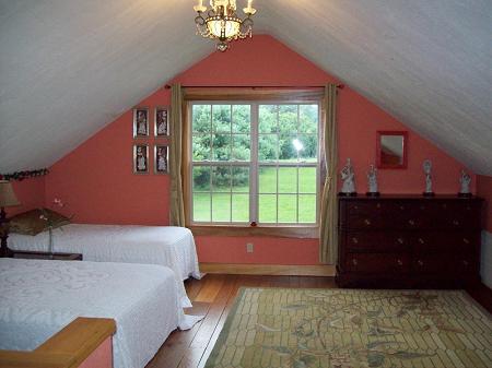 Upstairs bedroom