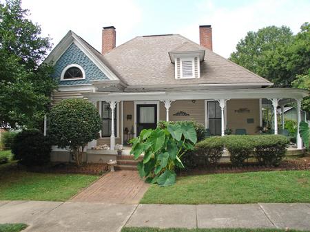 1904 Victorian: Queen Anne photo