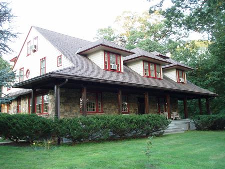 1905 Victorian: Queen Anne photo