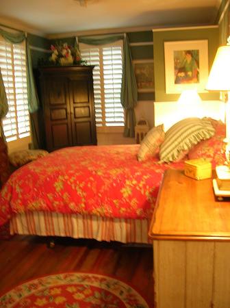 Downstairs Bedroom #1