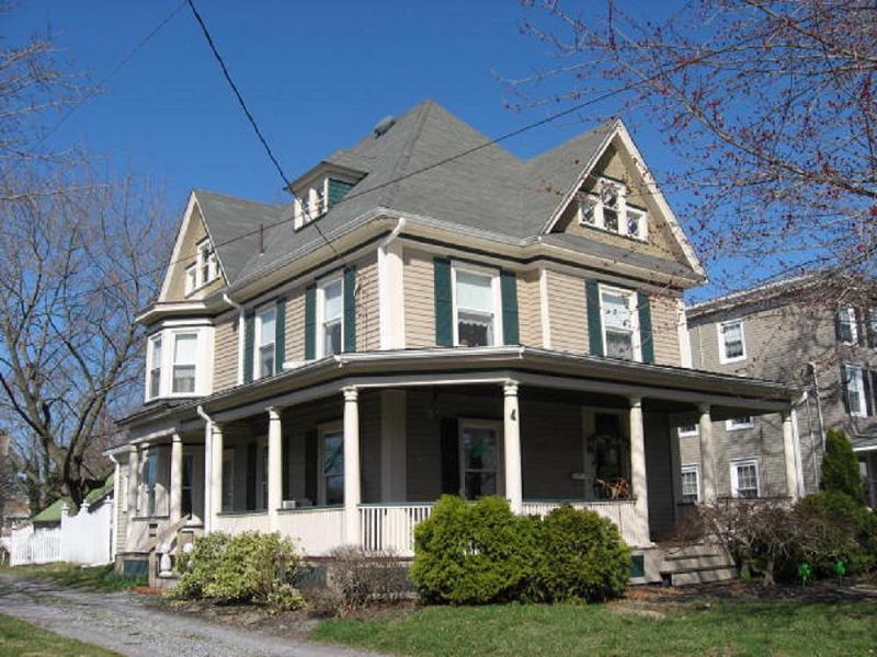 1895 Victorian in Woodstown, New Jersey