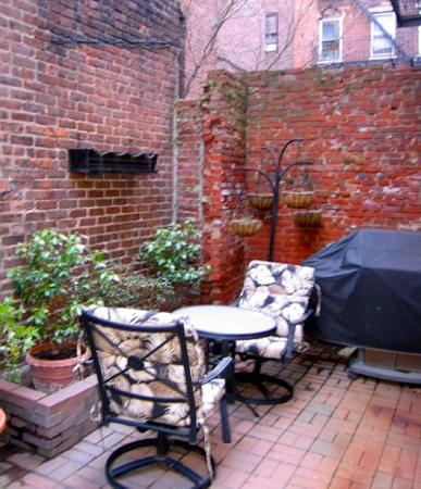 Secret Beacon Hill Garden