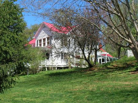 1885 Farmhouse photo