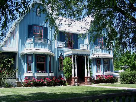 1989 Gothic Revival photo