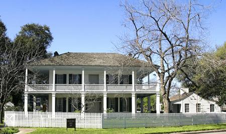 1823 Greek Revival photo