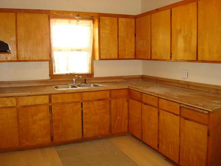 Spacious Kitchen