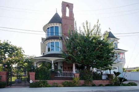 1947 Victorian: Queen Anne photo