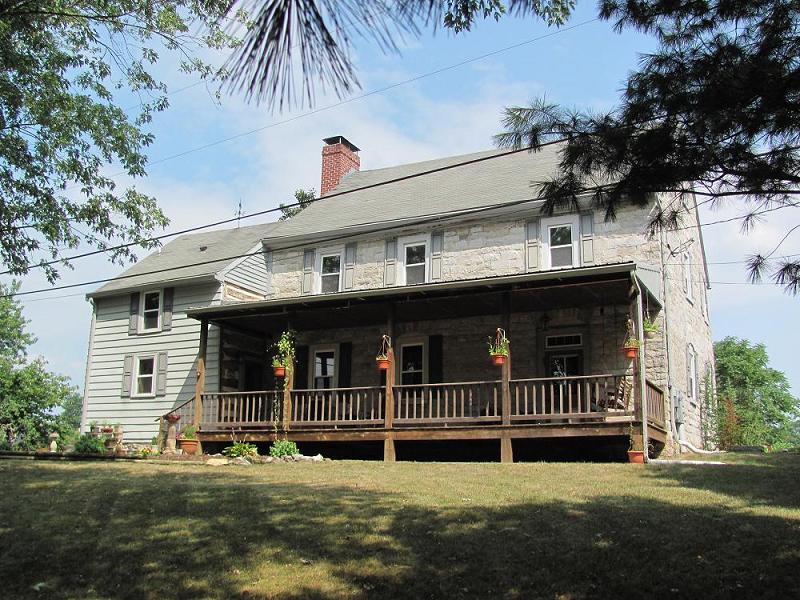 Southern Exposure facing rear yard