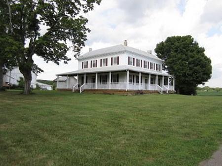 1839 Farmhouse photo