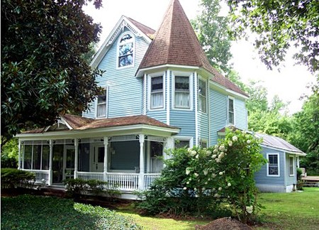 1920 Victorian: Queen Anne photo