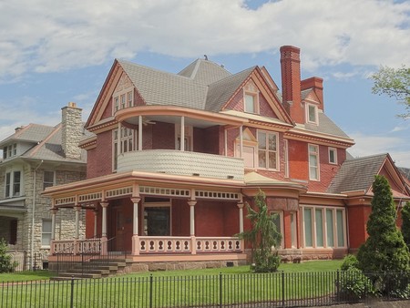 1888 Victorian: Queen Anne photo