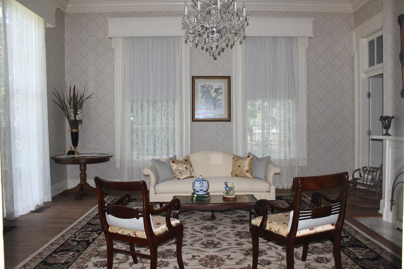 c. 1852 Greek Revival For Sale By Owner in Grenada, Mississippi