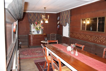 DINNING ROOM