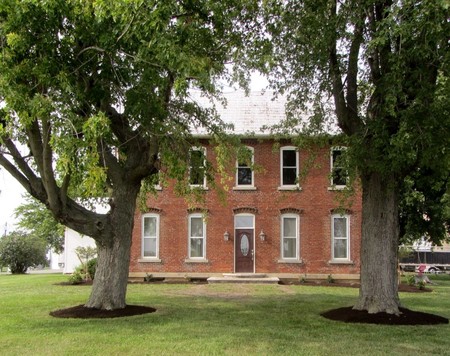 1878 Farmhouse photo