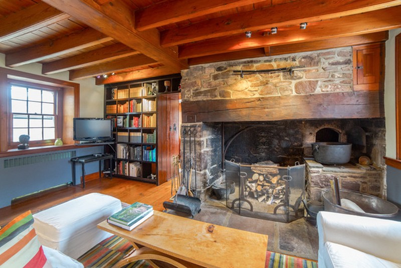 c. 1700 Farmhouse For Sale in Wrightstown, Pennsylvania