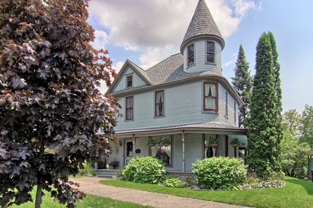 1885 Victorian: Queen Anne photo