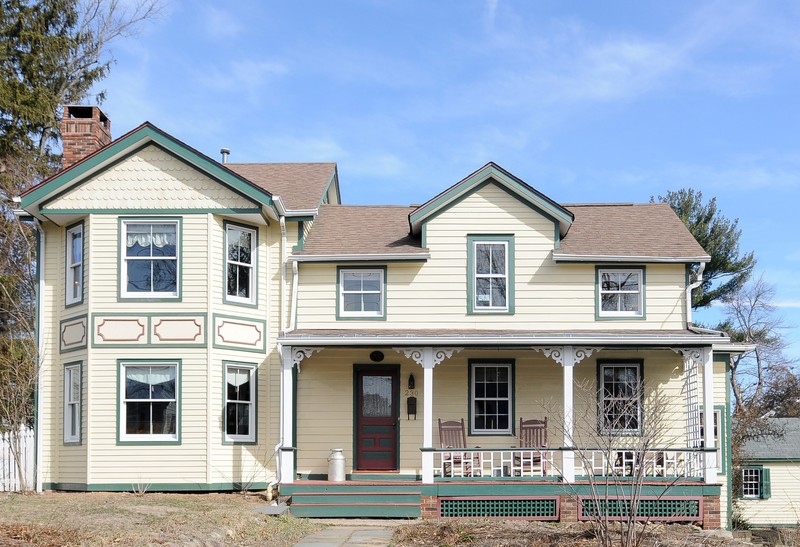 c. 1860 Farmhouse For Sale in Westwood, New Jersey