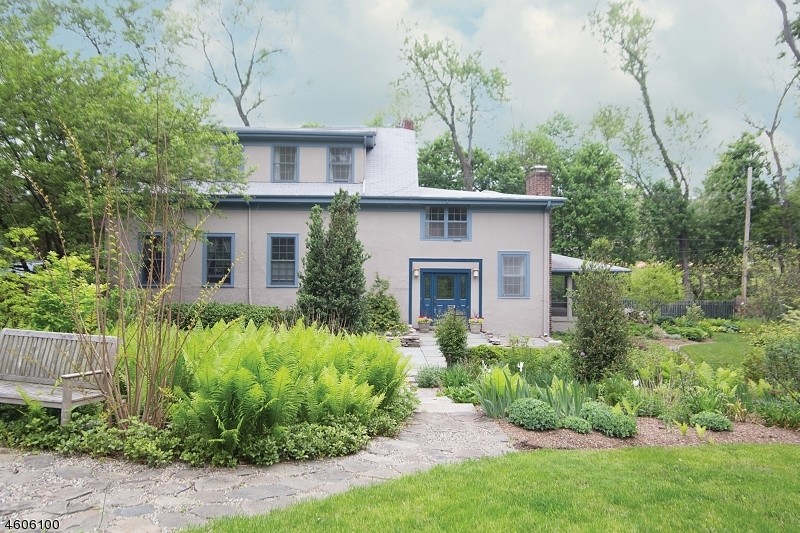 c. 1890 Carriage House Under Contract in Morristown, New Jersey