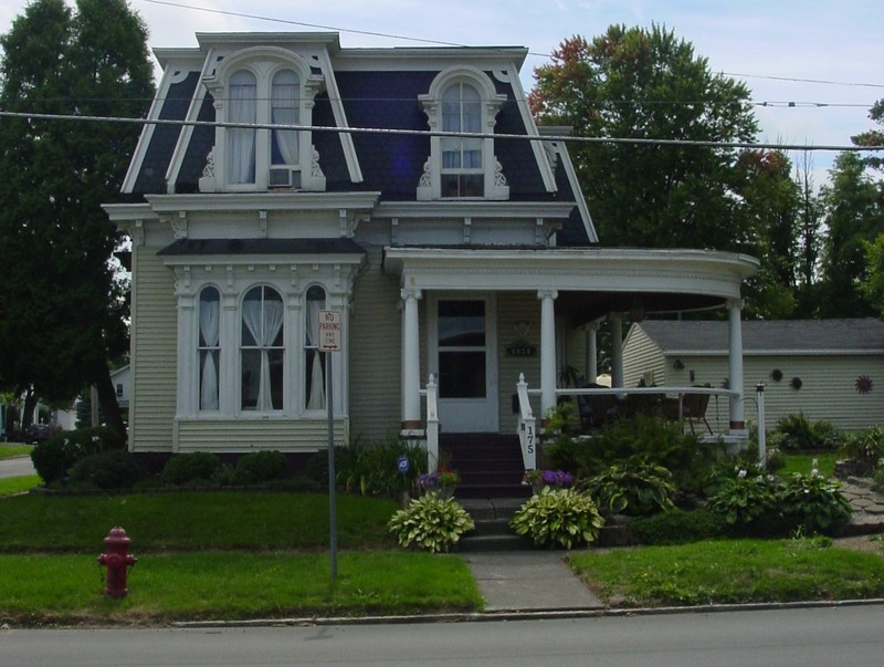 Beautifully updated Victorian!