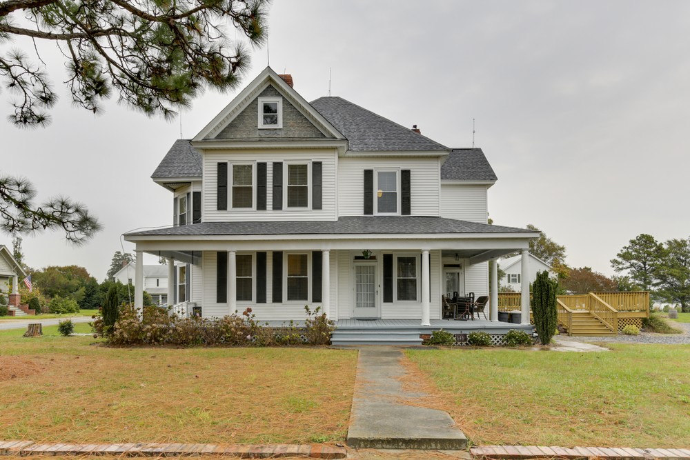 Historic Home For Sale in Cardinal, Virginia