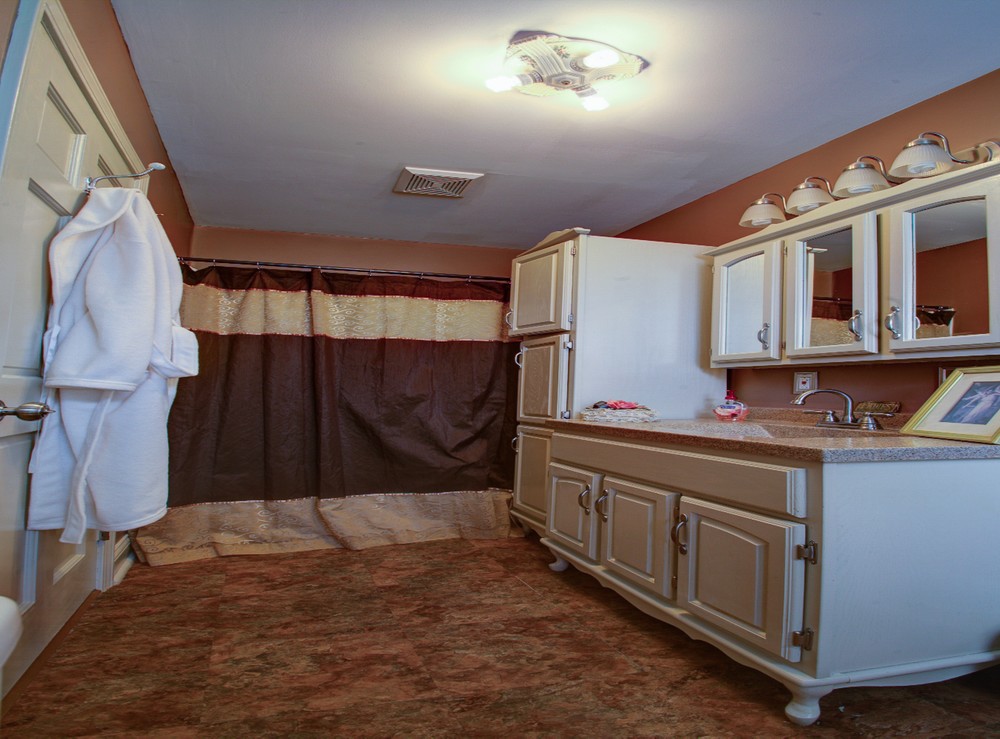 1846 Colonial For Sale in Morristown, Indiana