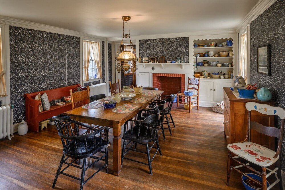 c. 1825 Southern Colonial For Sale in Massillon, Ohio