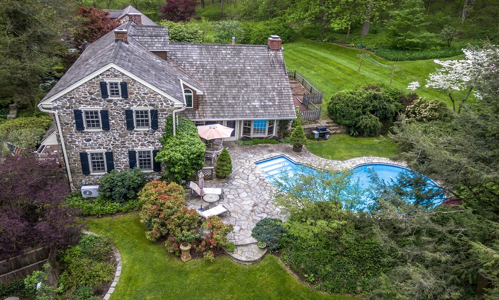 1790 Farmhouse For Sale in Elverson, Pennsylvania