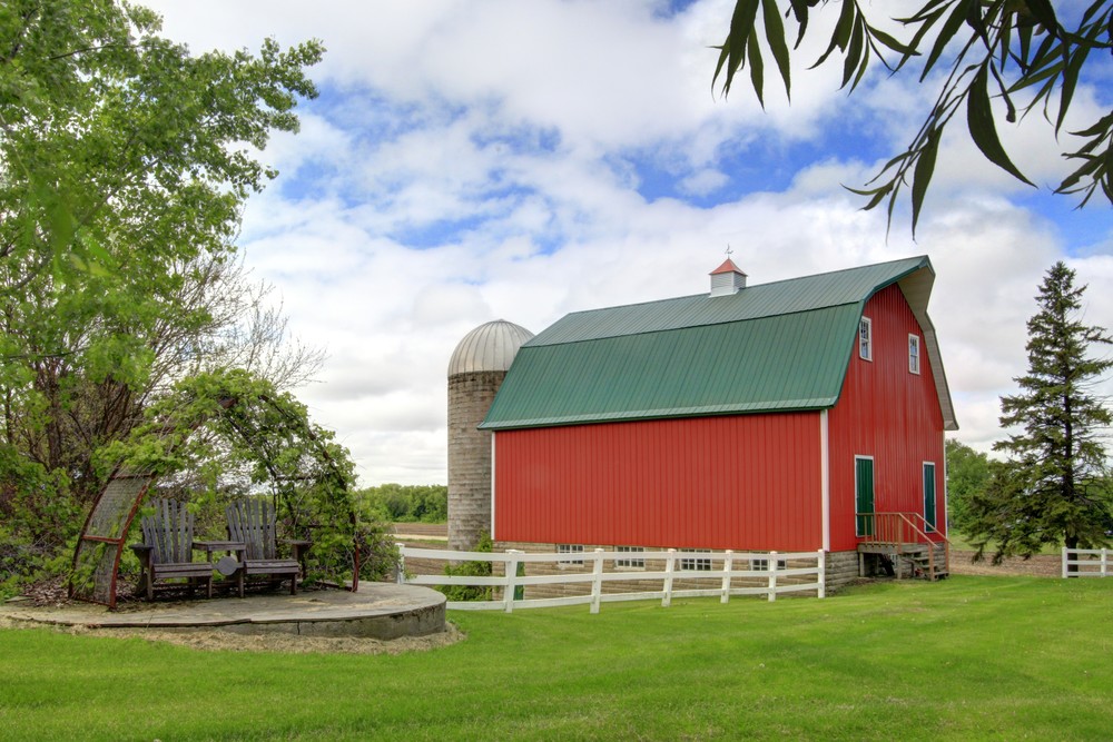 1899 Colonial Revival For Sale in Vasa Township, Minnesota