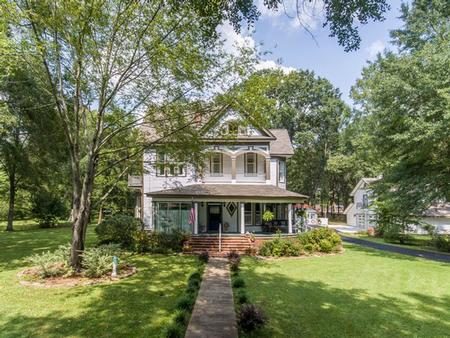 1860 Victorian: Queen Anne photo