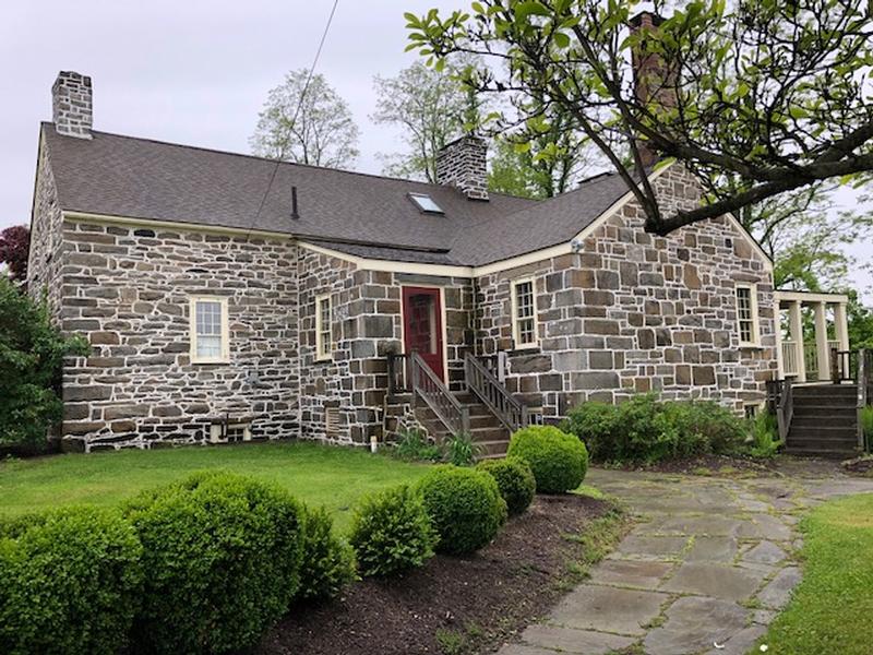 c. 1787 Center Hall Colonial For Sale in Pine Bush, New York