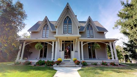 1850 Victorian: Shingle photo