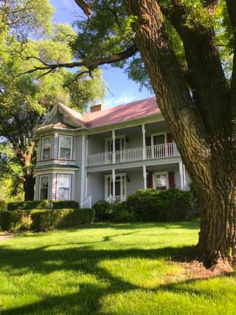 1895 Victorian Farm/Ranch photo