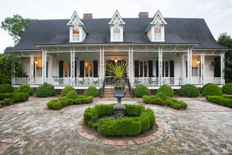 1859 Chinese Chippendale For Sale In Greenwood South Carolina