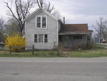 1870 Gable Front & Wing photo